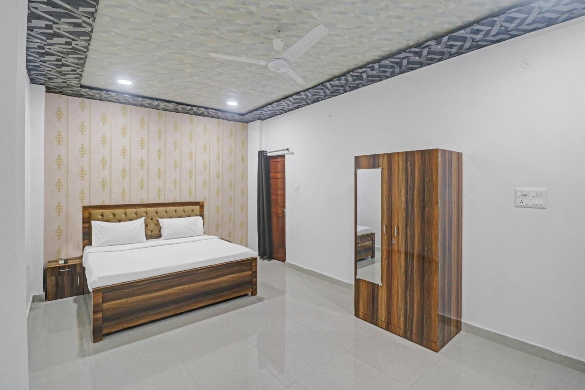 Hotel O Paras Palace Kanpur Exterior foto